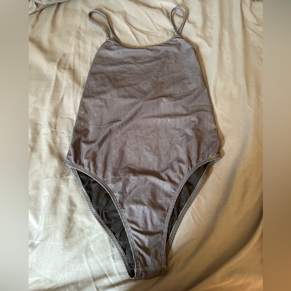 Excellent Jolyn Scotty Fixed Back Sassafras Print Fixed Back Onesie Size 34